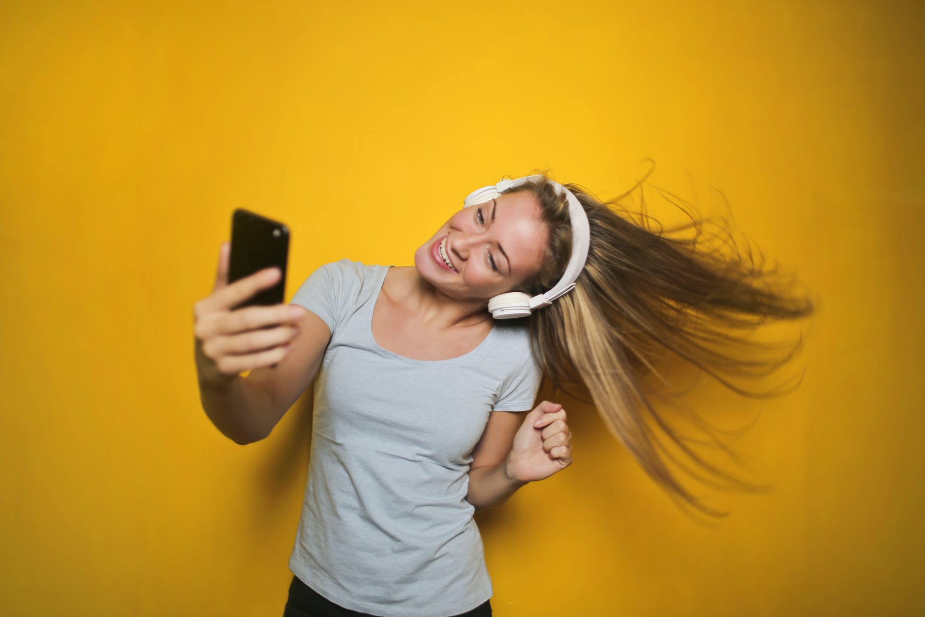 Six Month Smiles: Transform Your Appearance and Confidence