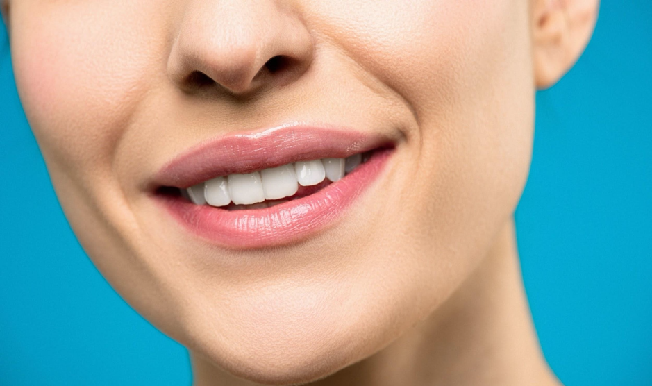 Teeth whitening to help you achieve the perfect post-lockdown smile
